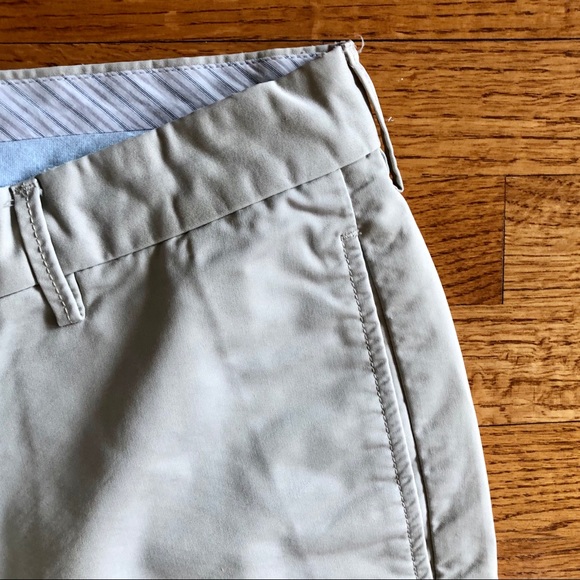 GAP BEIGE KHAKIS - Picture 8 of 9